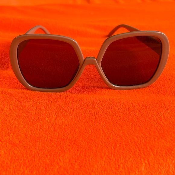 Urban Outfitters Accessories - Nude 70’s Oversized Sunglasses Urban Outfitters